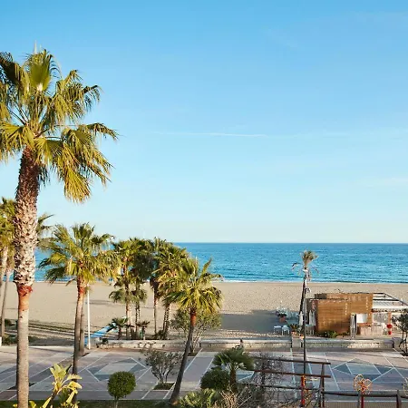 Livescape Playa Rocio 公寓式酒店 马尔韦利亚