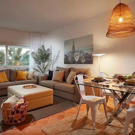 Livescape Playa Rocio 公寓式酒店 4*