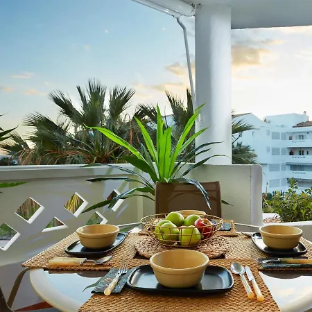 Livescape Playa Rocio アパートホテル マルベーリャ